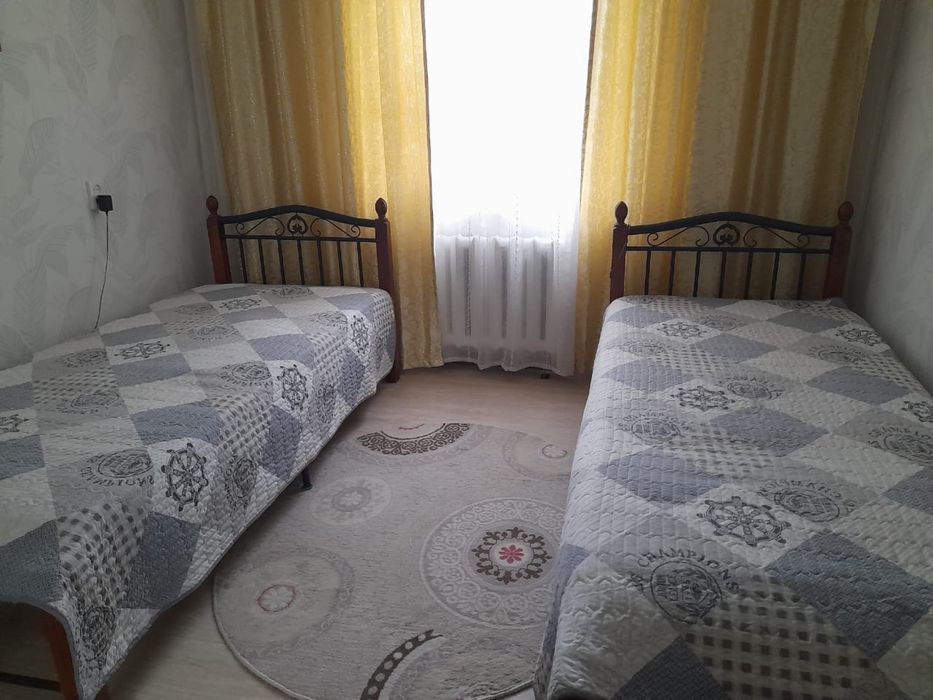 Срочно продам 2 кровати, обе за 15 тыс вместе с матрасами