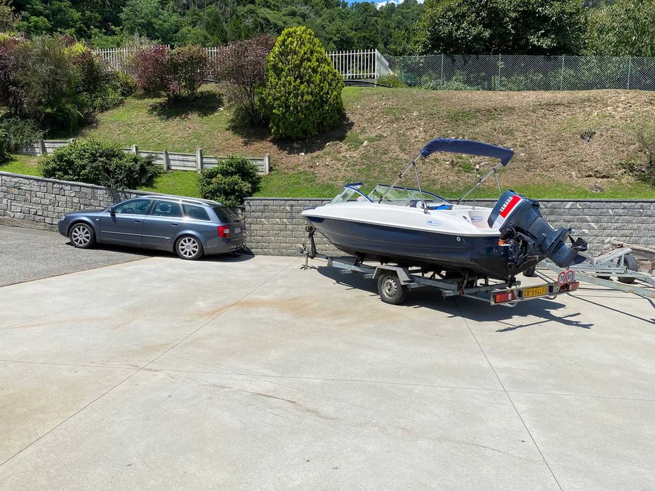 Barcă open completă de motor și peridoc