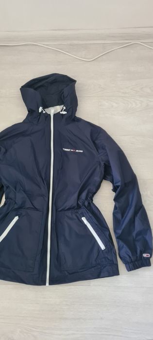 Geaca Tommy Hilfiger,  mărimea XS/S