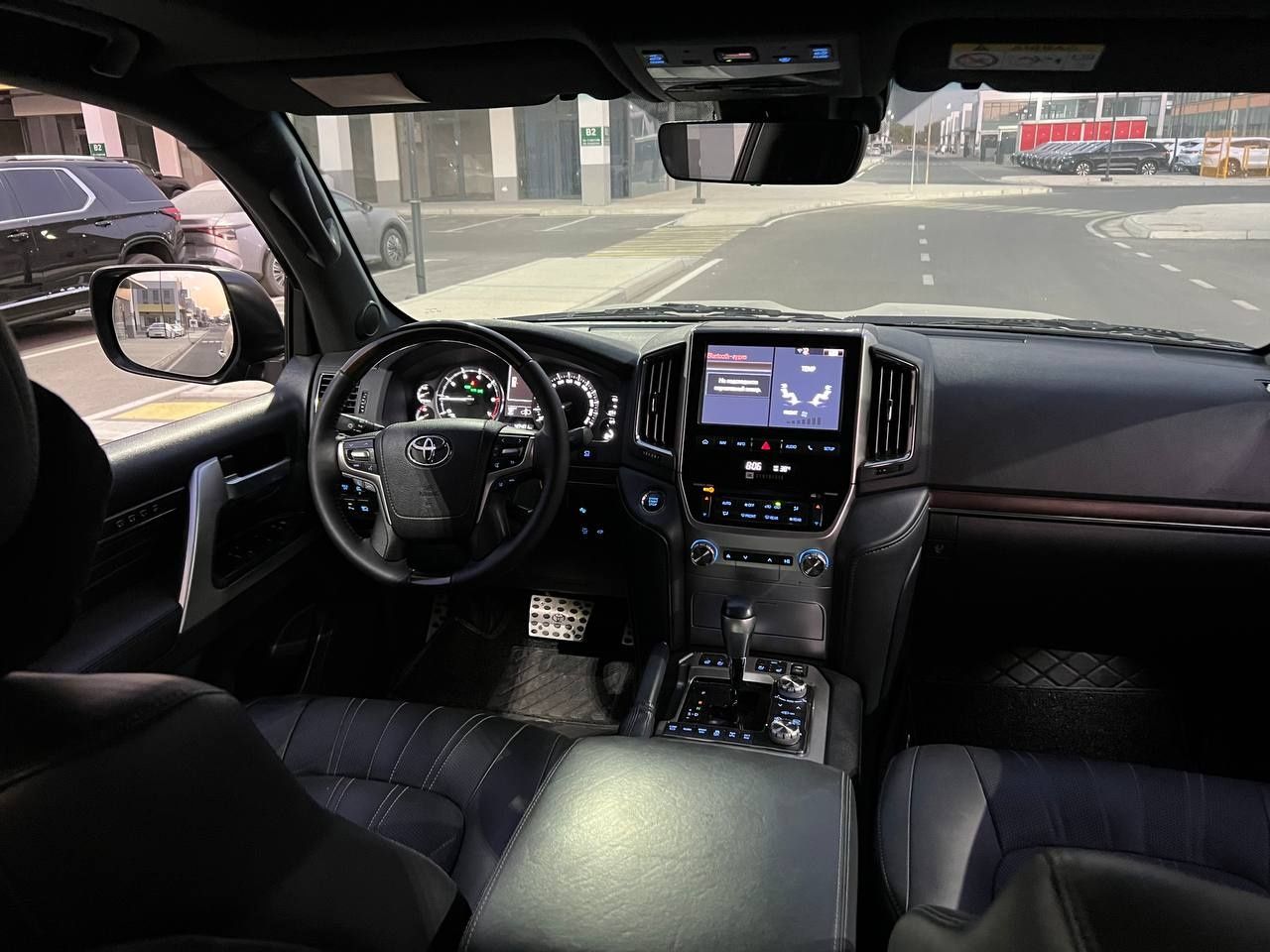 Toyota Land Cruiser 200 Executive Launge Evropeyka