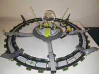 LEGO Alien Mothership Set 7065
