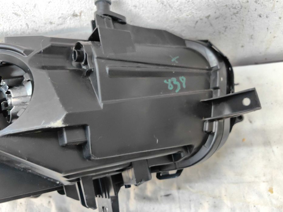 Оригинален фар Мерцедес Цитан  Mercedes Citan W420 Led