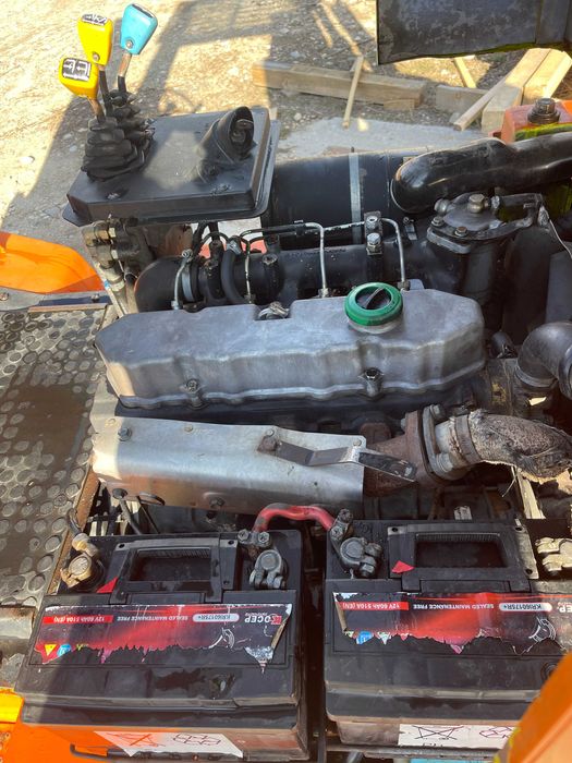 MOTOKAP CLARK - DPM 30 H - Продавам замяням с друг с по големи гуми.