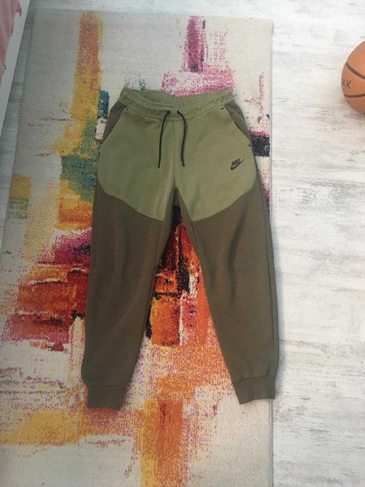 Оригинален спортен екип Nike