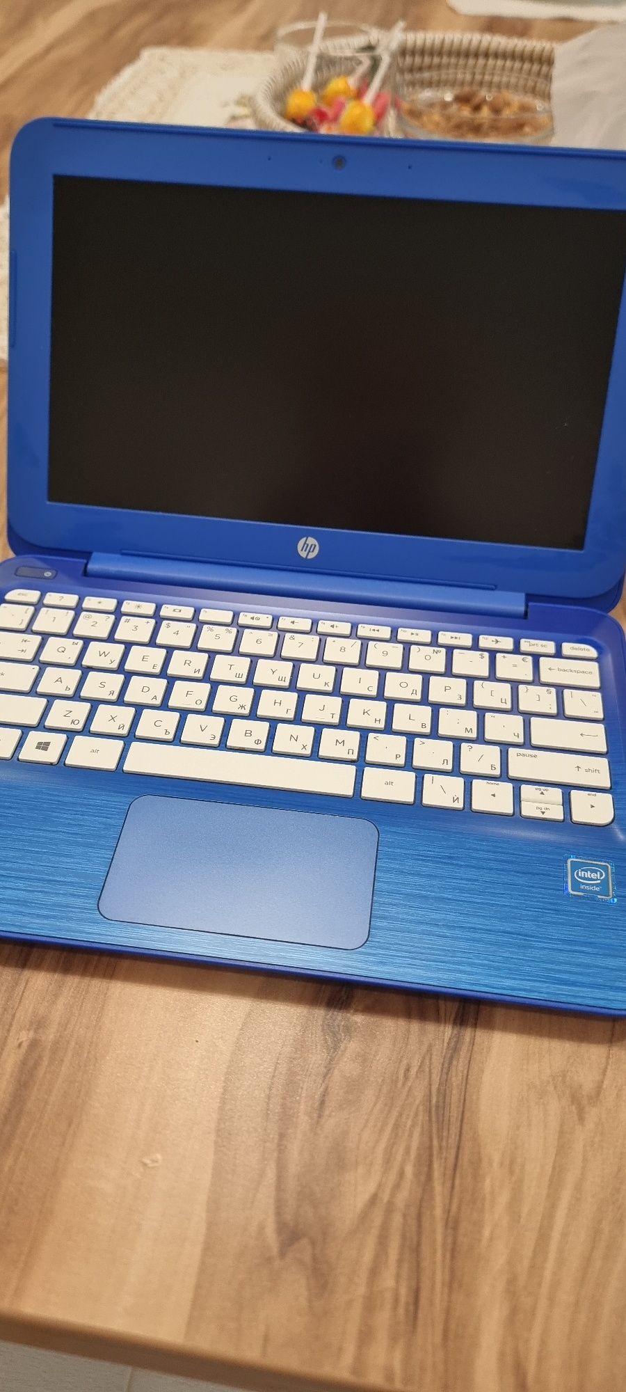 Лаптоп HP 11 инчи