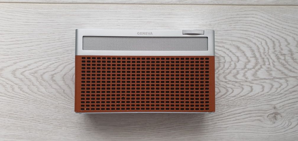 Boxa Radio Geneva Touring S Bluetooth