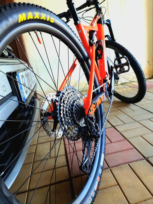 Full suspension Orbea OIZ H2O 29" FOX Float Orange Black