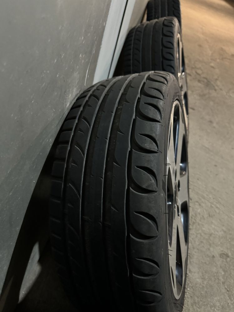 KIA RIO 17" 4x100 оргинални джанти с гуми 205/45/17 XL UHP дот 1923