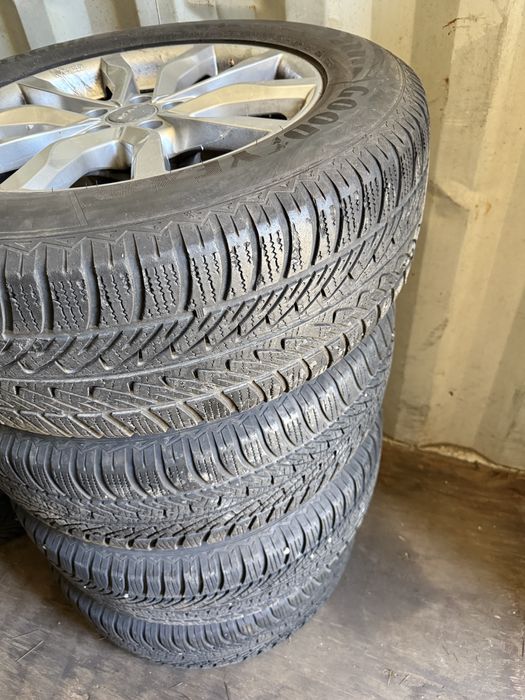 Jante VW Touareg Goodyear 255/60/18
