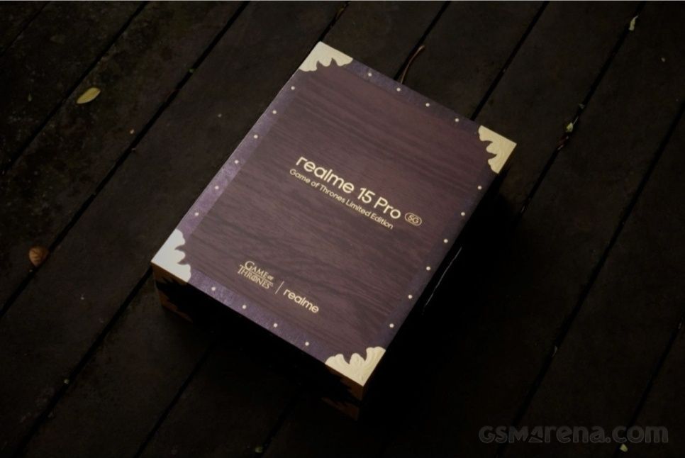 Телефон Realme 15 Pro 5G Game of Thrones/Limited