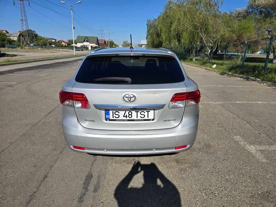 Toyota Avensis 2.2 Diesel 150 CP, 121.600 km