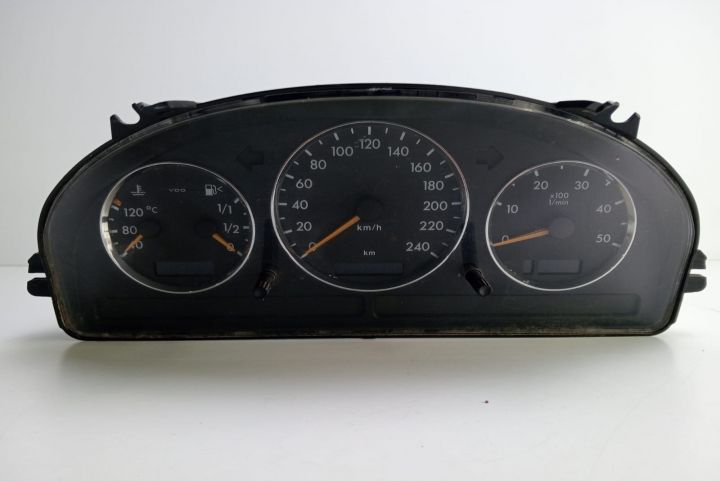 Ceas bord   A1635404011 Mercedes-Benz ML W163 (facelift)