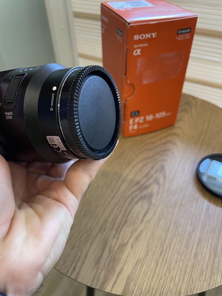 Sony 18-105mm f/4 G OSS – обектив