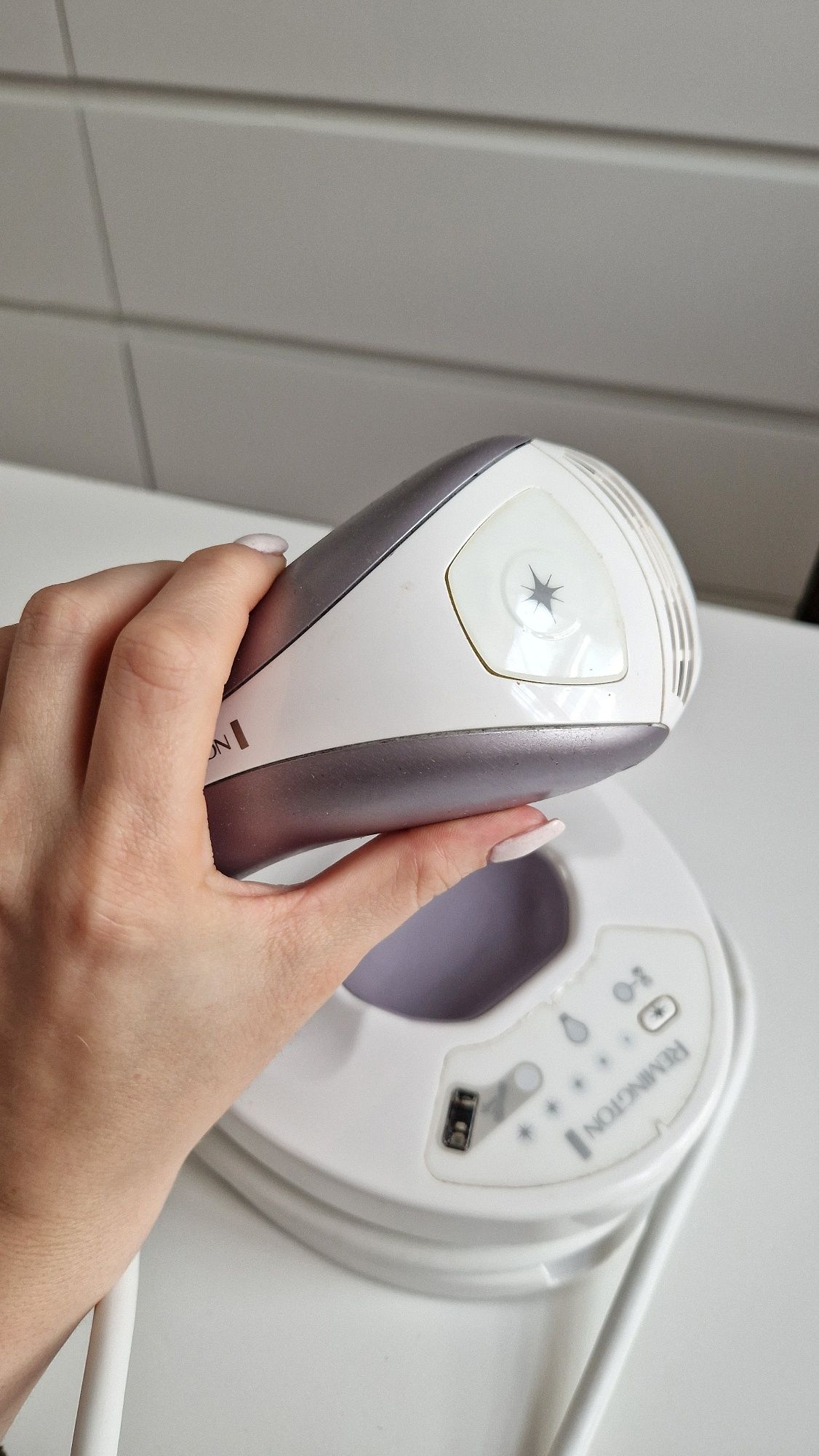 Фотоепилатор Remington IPL6500 i-Light Pro