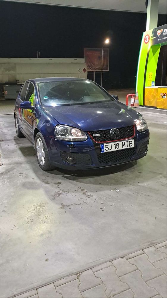 Se vinde Golf 5 1.6 benzina 2006