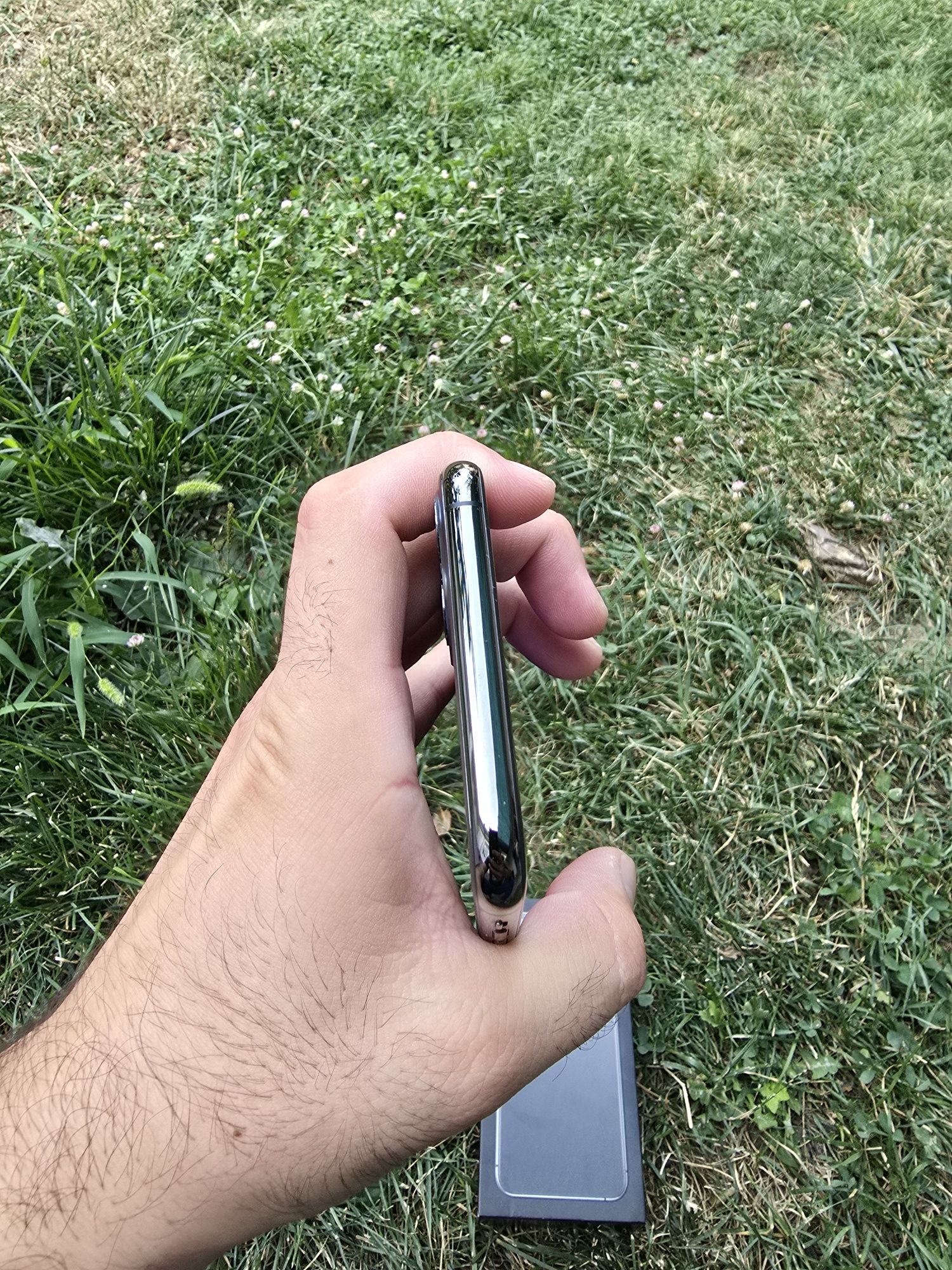 Ideal xolatta Iphone 11 pro max 256 karopka dakumentli