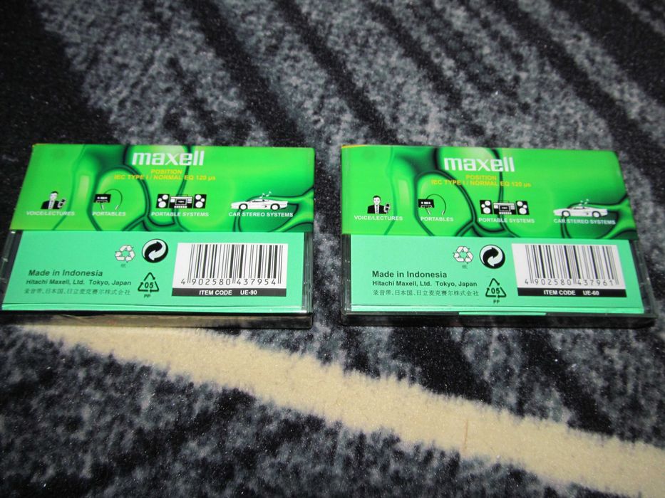 casete audio sigilate MAXELL UE de 60 sau 90 min