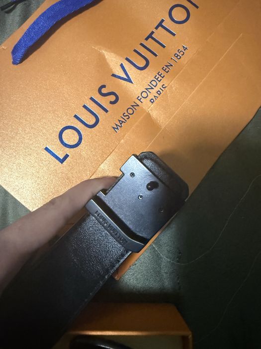 Curea LV si portofel tot cutie etc