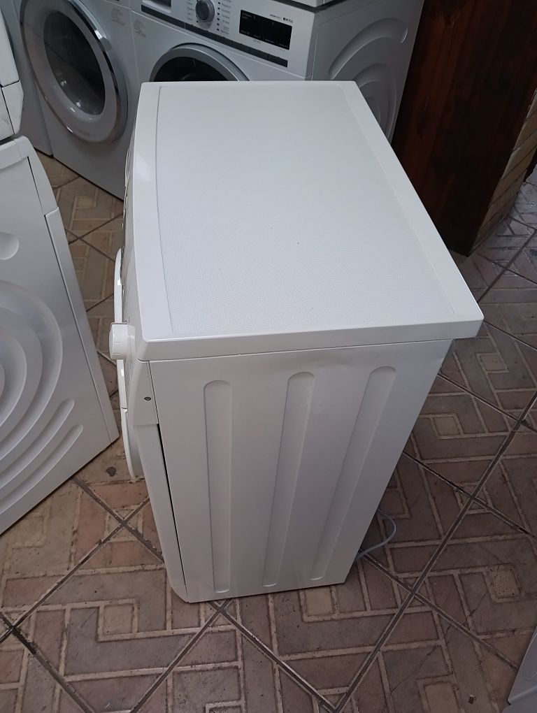 Слим пералня Бош Bosch Maxx 5 A++ 5кг с две години гаранция!