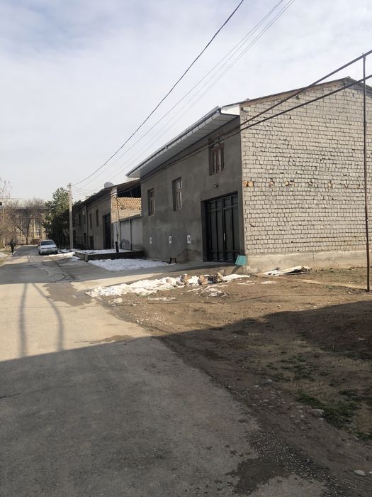 Uch Qaxaramon postidan Otkanda  4sotix yer sotiladi