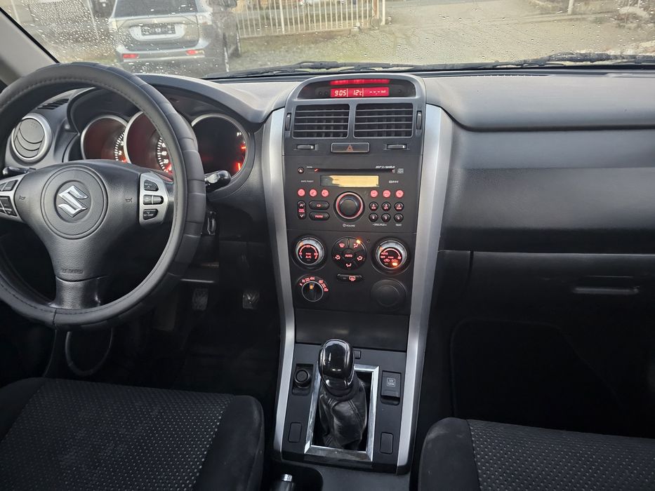 Vand Suzuki Grand Vitara 2009 -4x4 blocabil 1,9 Diesel