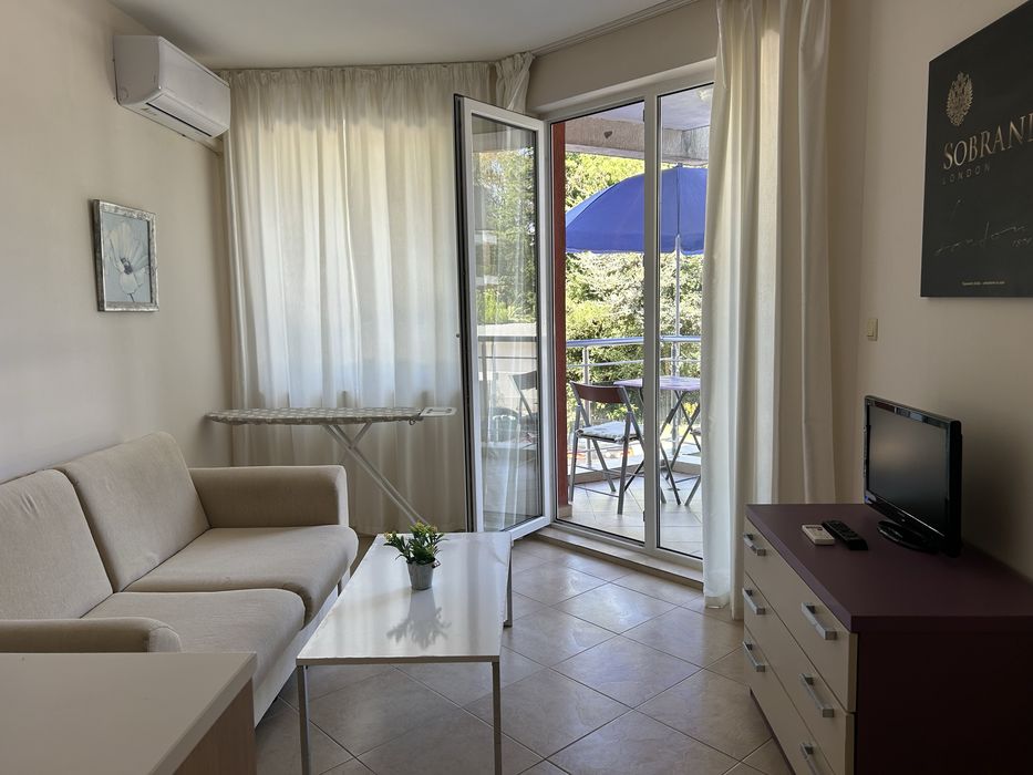 Апартамент на морето в курорт Лозенец