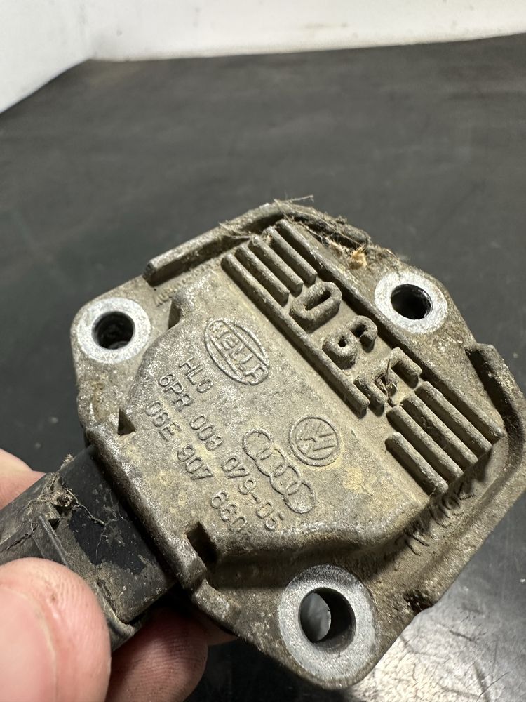 Senzor nivel baie ulei Audi A8 D3 06E907660 3.0TDI V6 ASB