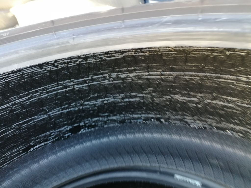 235 40 R 19 PIRELLI ДОТ 4320