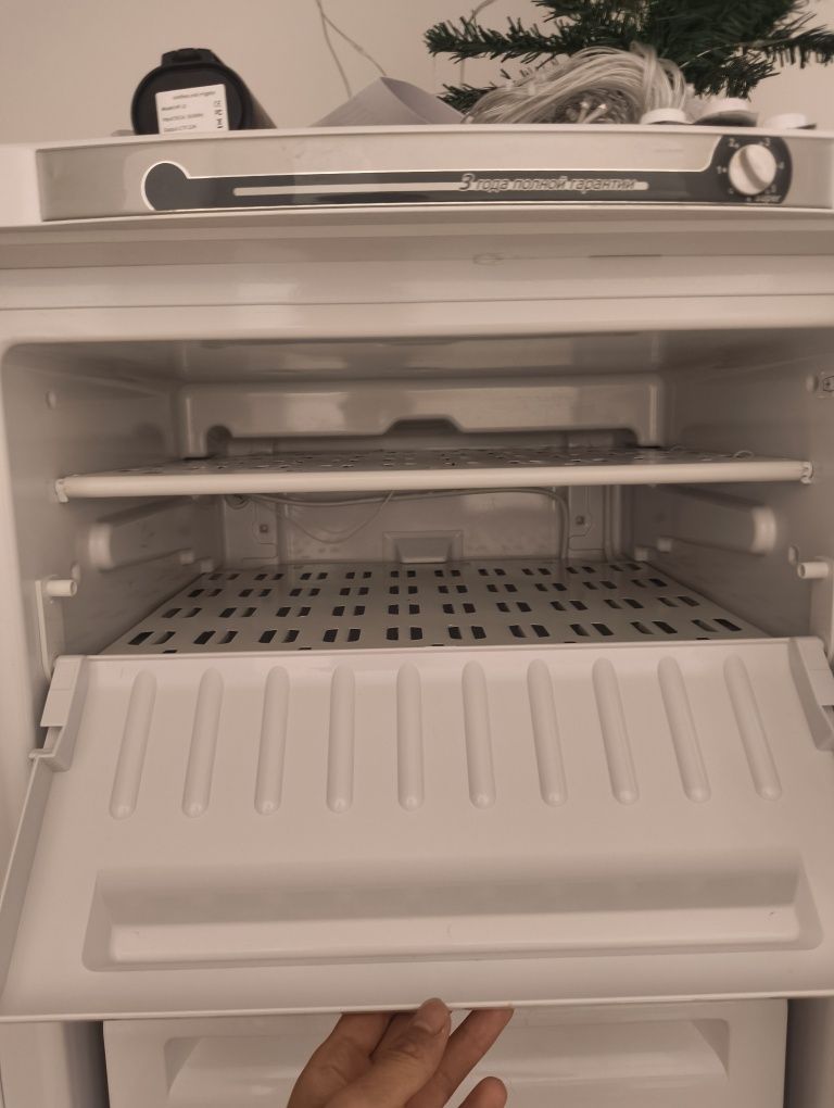 Морозильник INDESIT