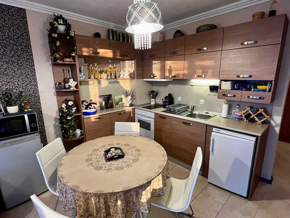 Продава се Двустаен апартамент в к.к. Слънчев бряг - 72 кв.м за 1292 €/кв.м - Снимка #5