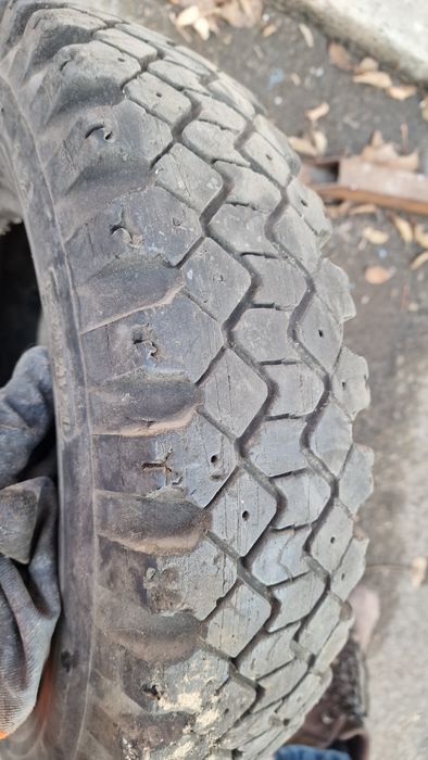 Шина на погрузчик