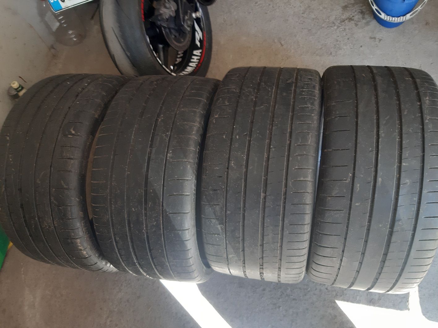 Гуми Michelin 285/30/21