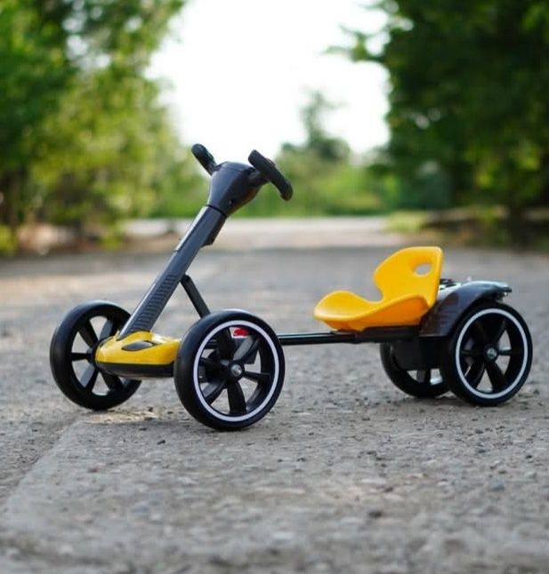 Cart electric potrivit de la 3 ani