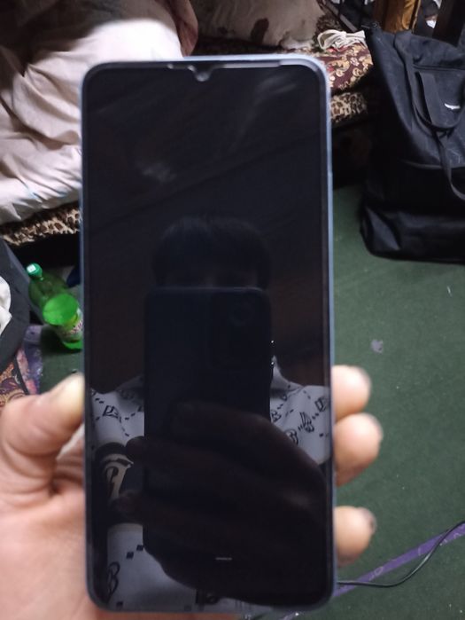 Poco c 71 kar dak yangi orginal quvvatlagich xotira 128 aybi yoʻq