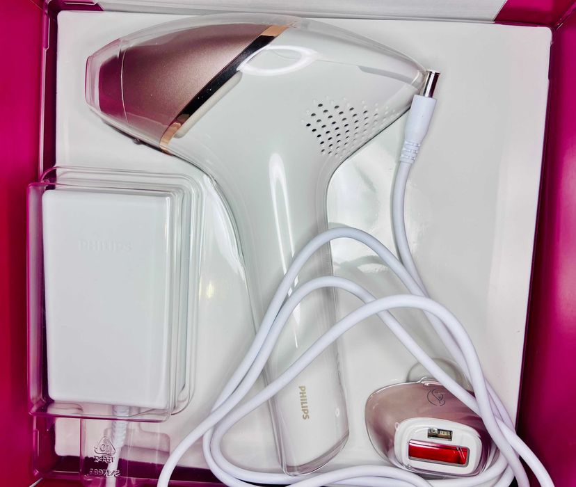 Vand Epilator nou, garantie Altex, IPL Philips Lumea BRI945, 450.000