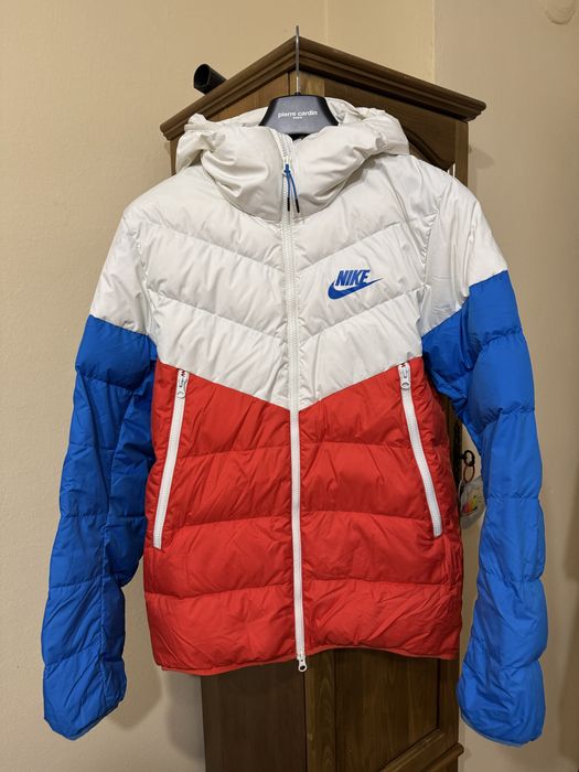 Мъжко спортно яке Nike