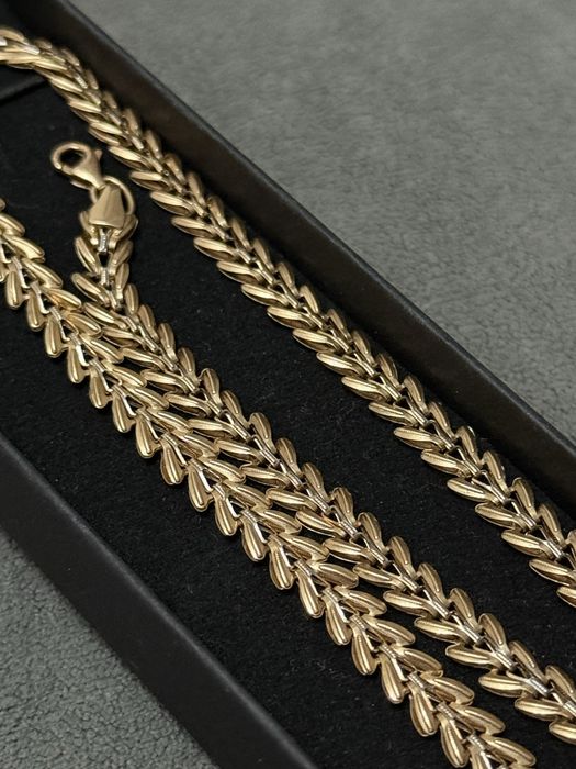 Продам золотую цепочку