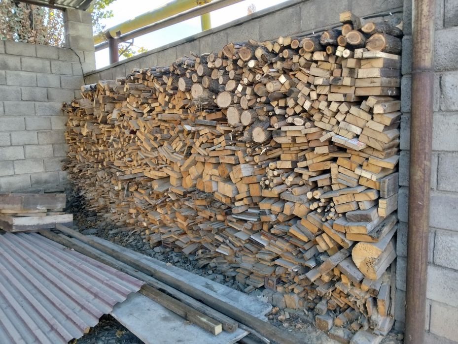 Дрова продаю срочно