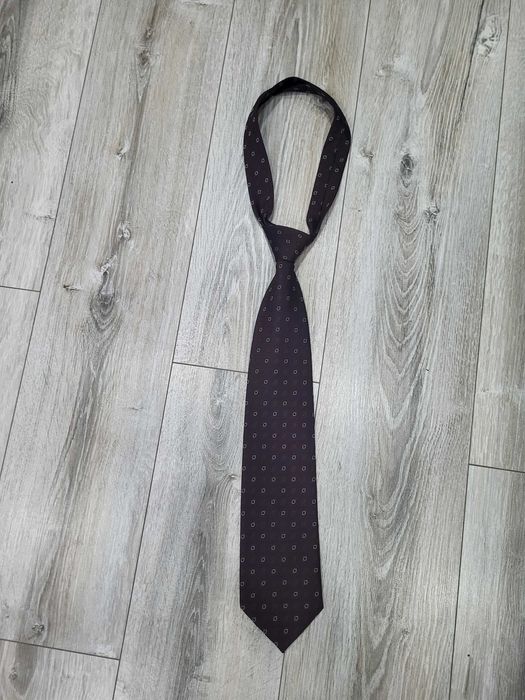 Продам мужской галстук ( 2 штуки)