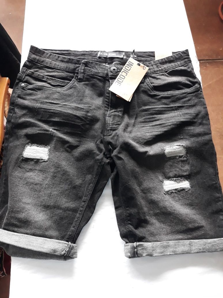 Pantaloni scurți Indicode Jeans nr xxl originali
