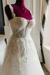 Vand rochie de mireasă