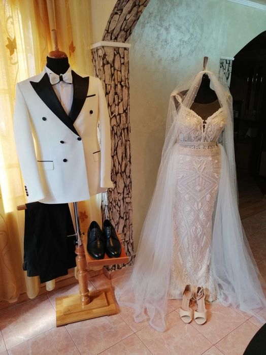 Rochie de mireasa cu trena detasabila