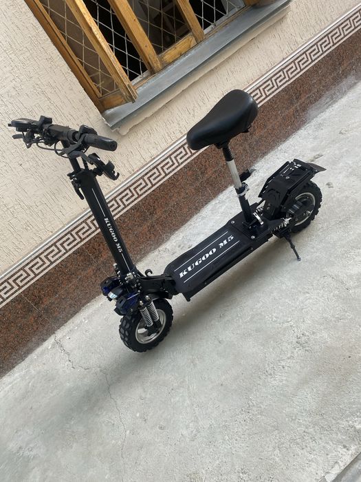Eloktrosamokat Kugo M5 sport
