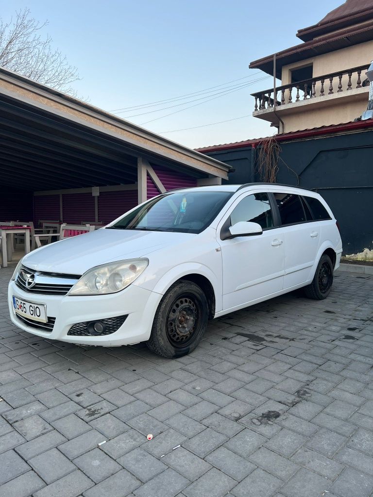 Opel Astra h 1.3 disel