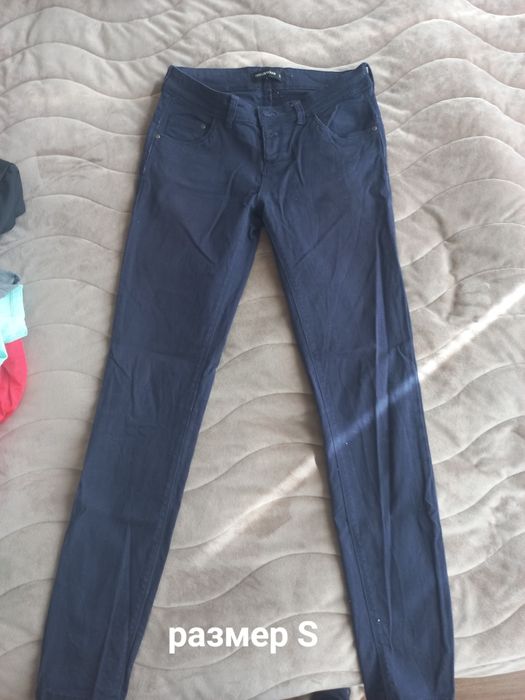 Продавам дамски дънки