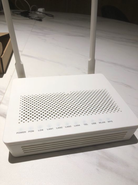 Роутер Echolife HG8546M