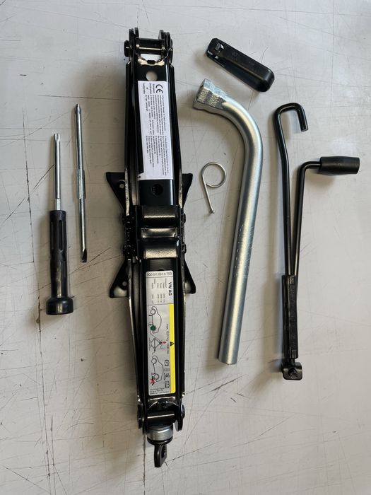 Cric original vw passat arteon touran skoda superb
