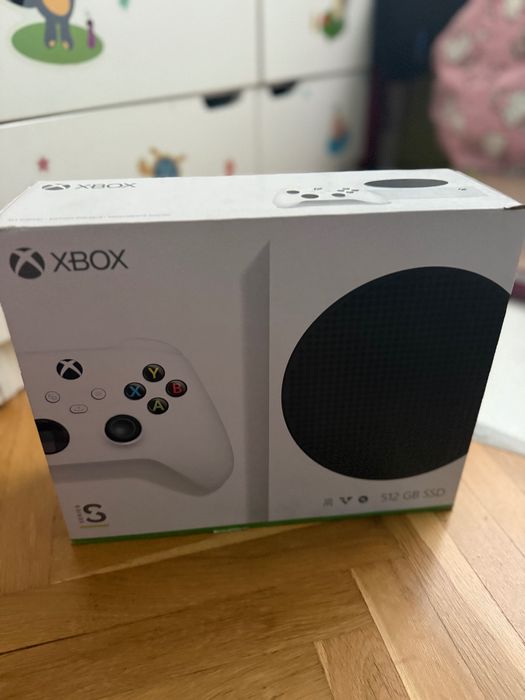 Xbox series s в добро състояние