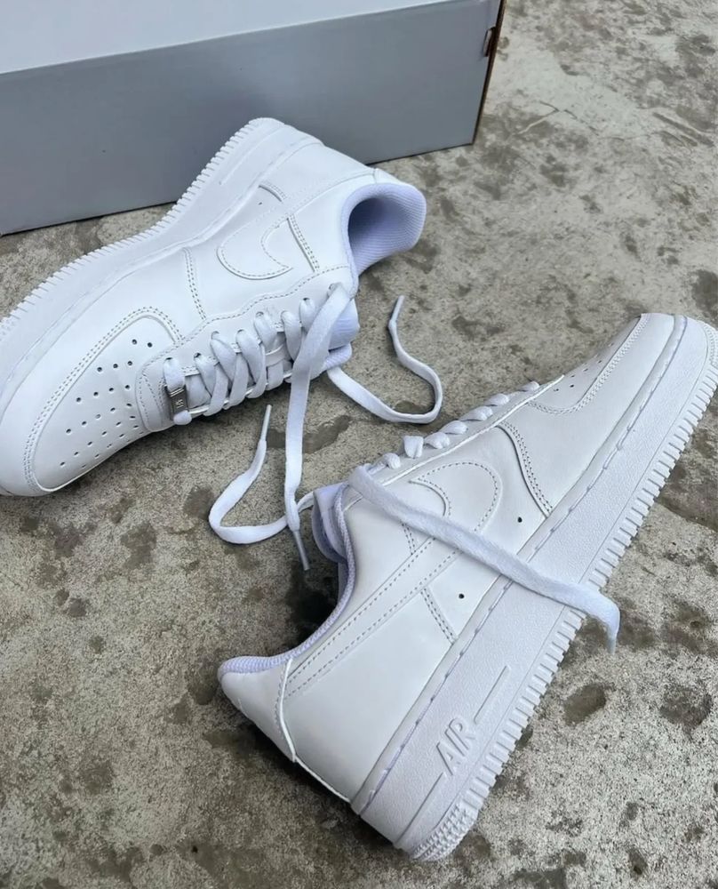 Nike Air Force 1 Low – White