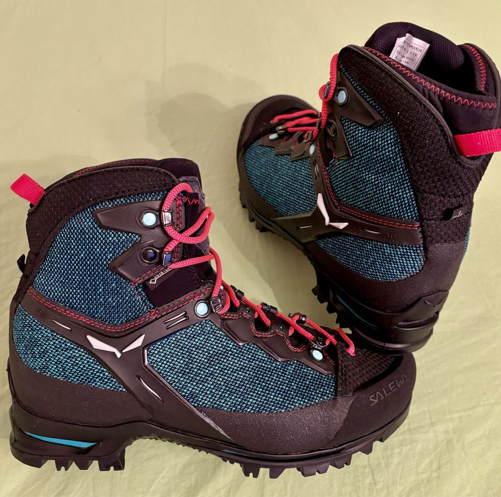 AKU номер 41,5 и SALEWA ном 38,5 туристически обувки, боти планински